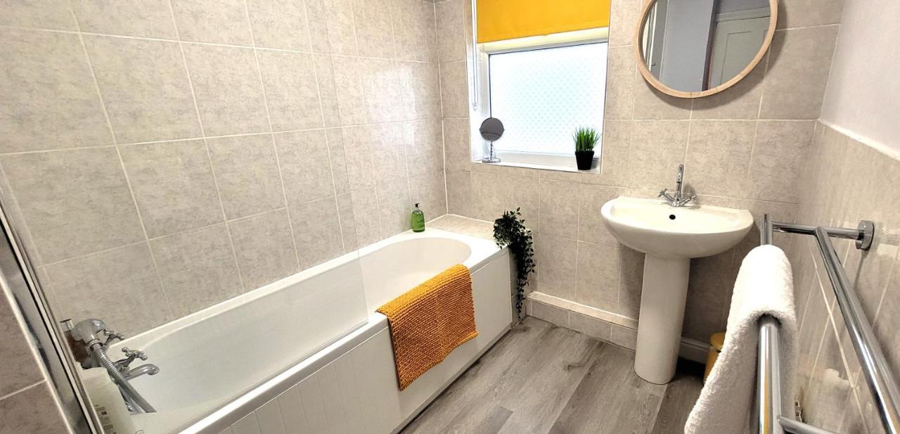 Hartoft St - 2 Bed Near River * York