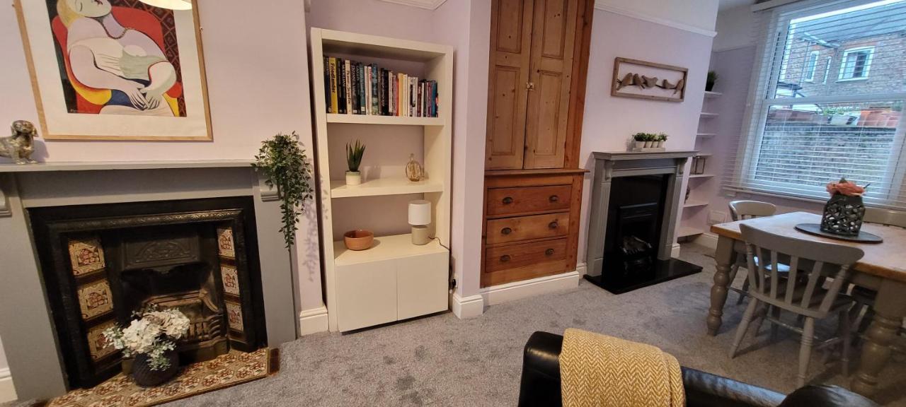Hartoft St - 2 Bed Near River York