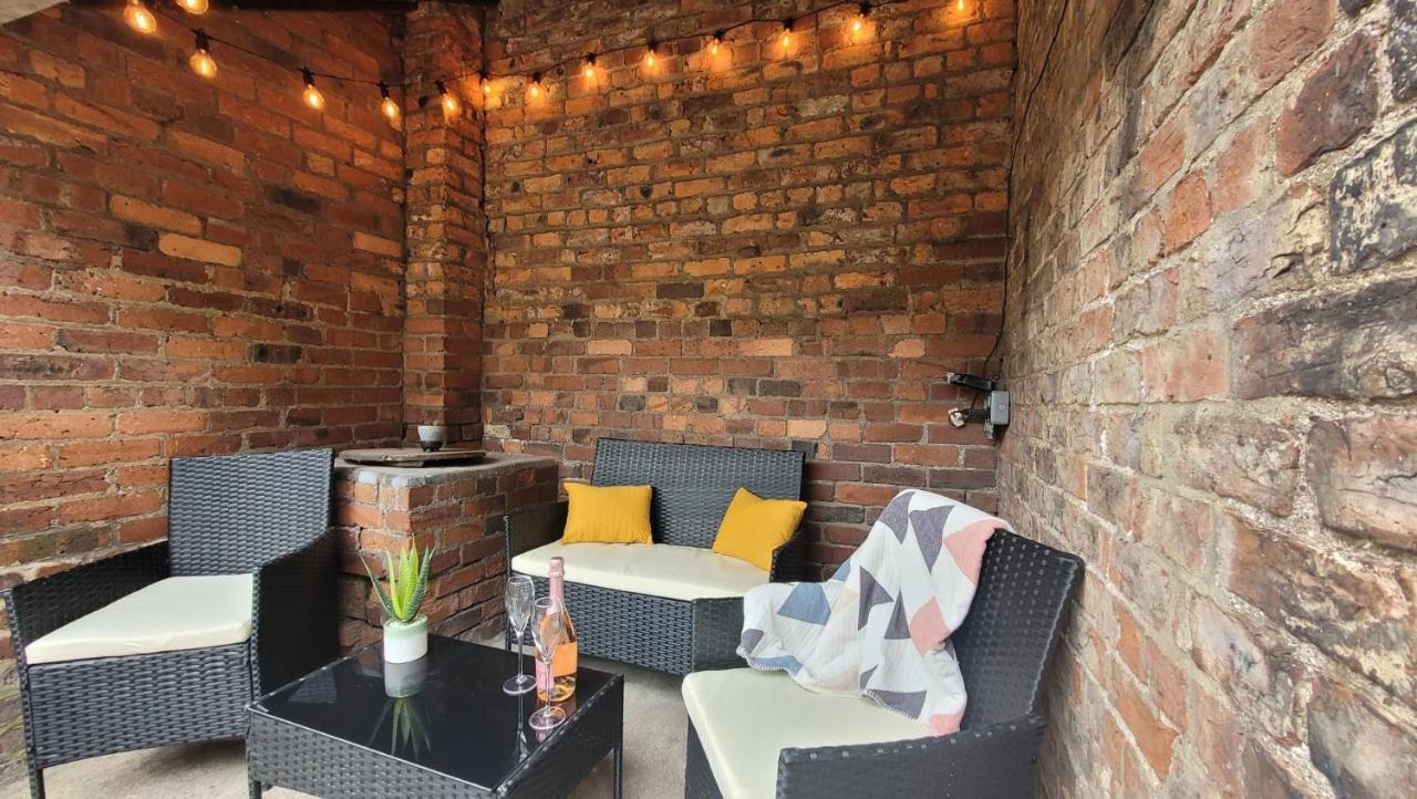 Hartoft St - 2 Bed Near River * York